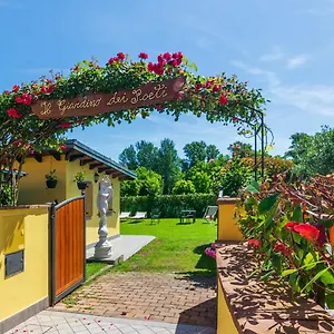 Il Giardino Dei Poeti And Alojamento de Acomodação e Pequeno-almoço