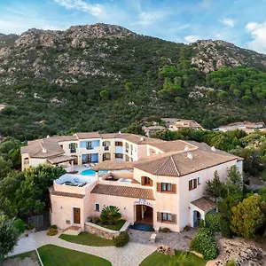 Monti Di Mola 4* Porto Cervo